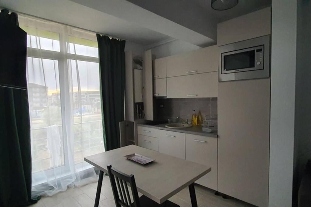Zian'S Studio Mamaia Nord Beach Resort Navodari Exterior photo