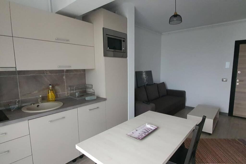 Zian'S Studio Mamaia Nord Beach Resort Navodari Exterior photo